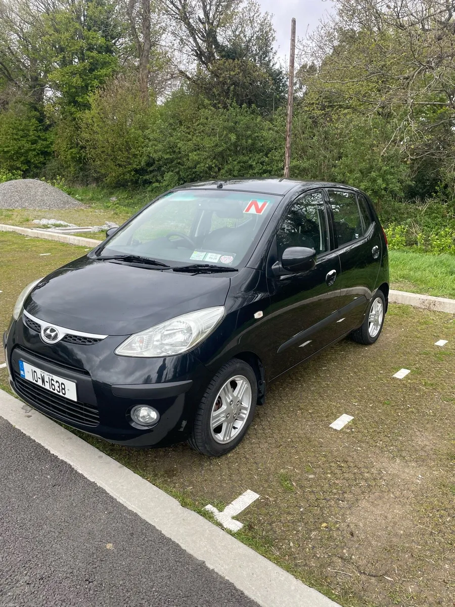 Hyundai i10 2010 - Image 1