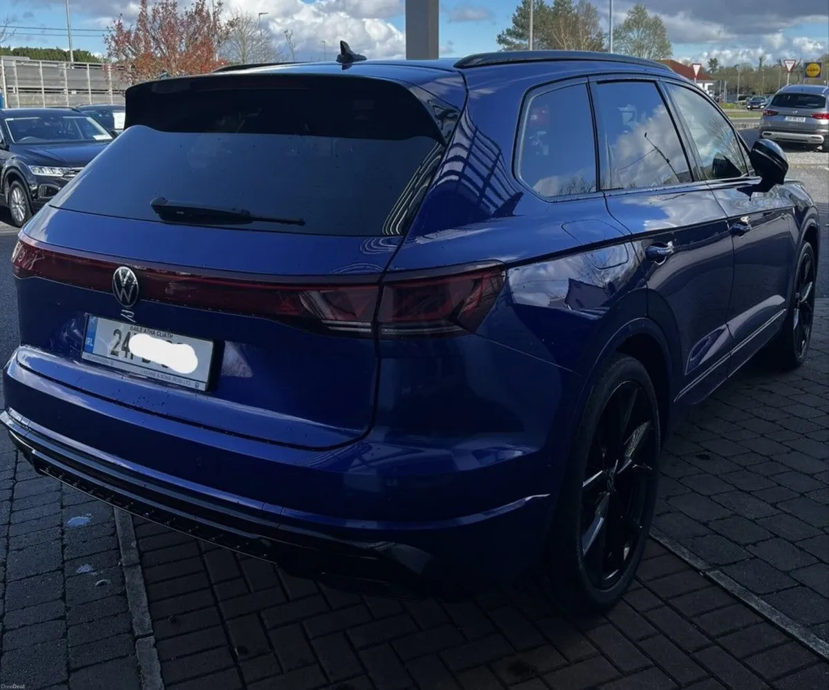 Volkswagen Touareg R 3.0 TSI PHEV 462HP **REAR VIE - Image 2