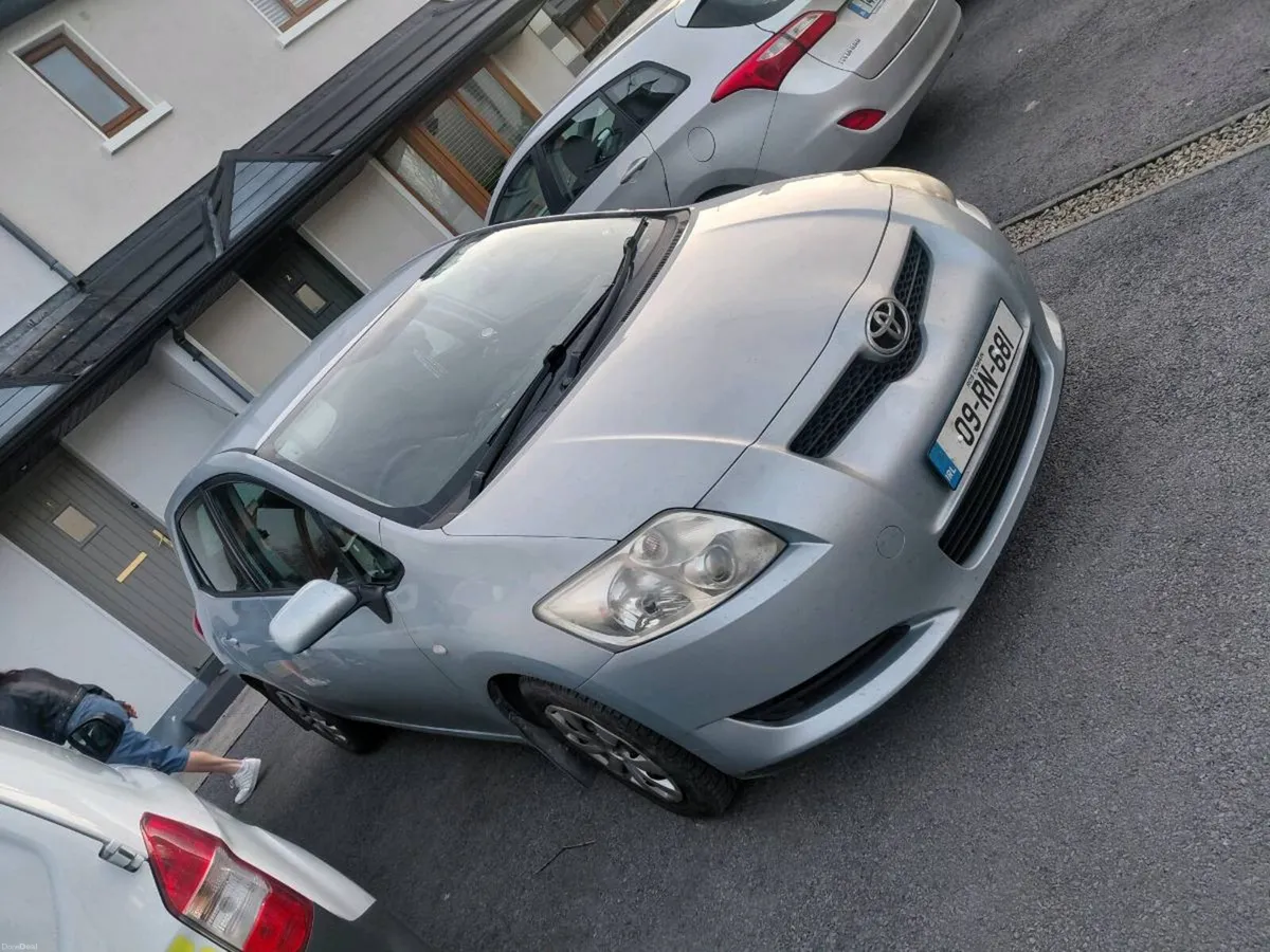 2009 1.4 Auris w/ test - Image 2