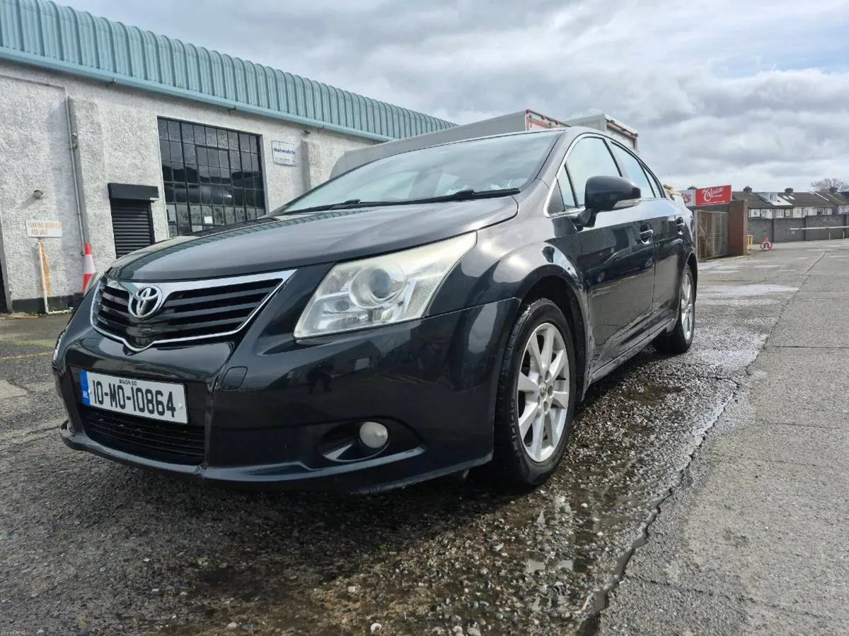 2010 toyota avensis - Image 2