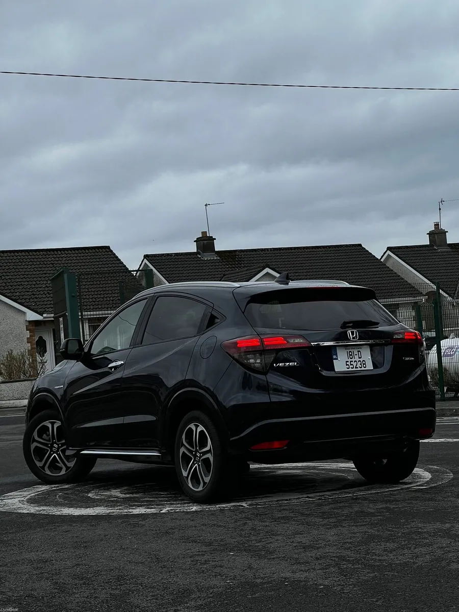 Honda Vezel 2018 | 1.5 Hybrid Automatic New NCT - Image 2