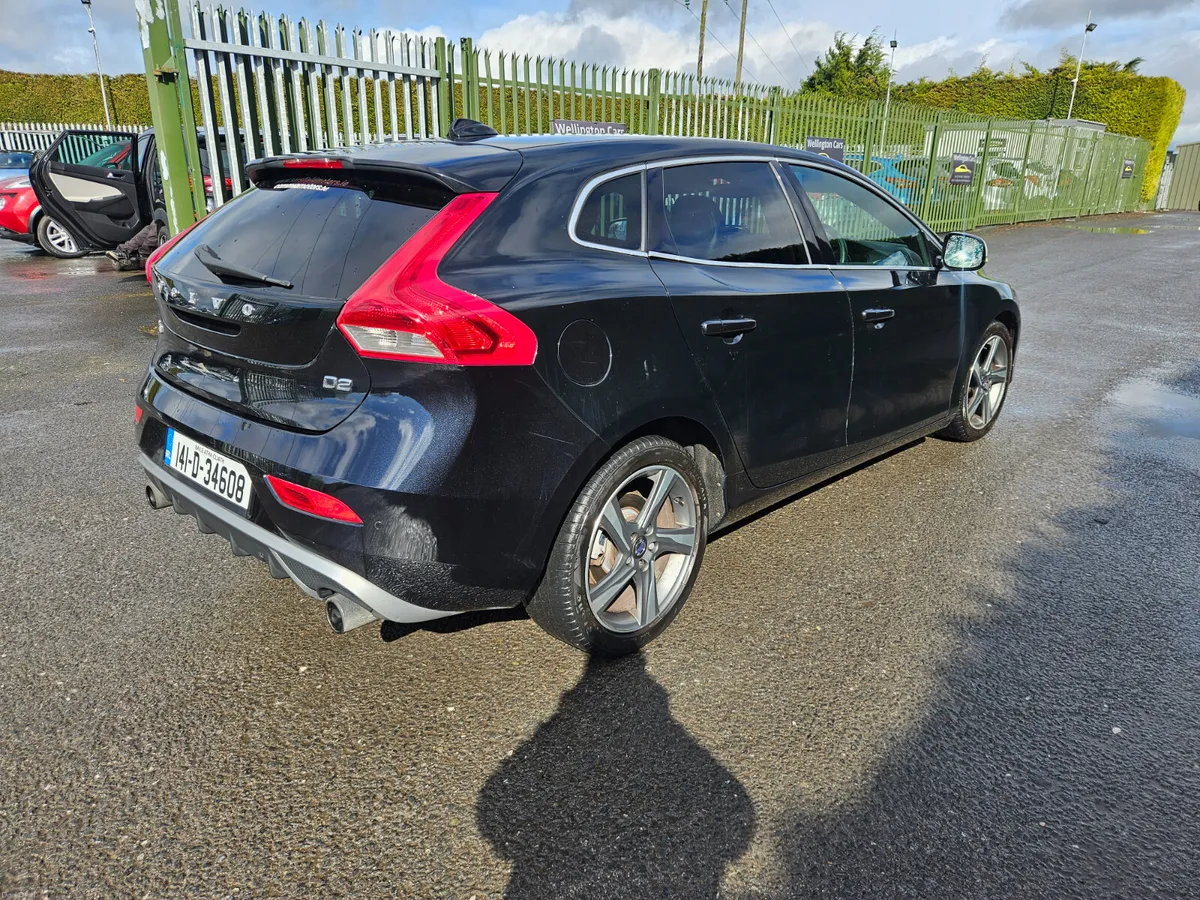 Volvo V40 2014 1.6 D2 R DESIGN AUTOMATIC - Image 4