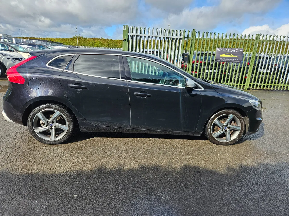Volvo V40 2014 1.6 D2 R DESIGN AUTOMATIC - Image 6