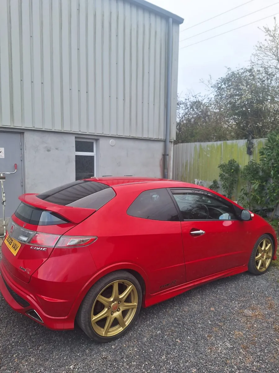 Honda civic FN2 TYPE R 2009 - Image 2
