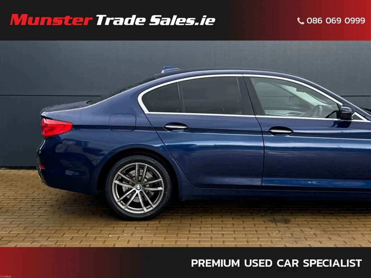 BMW 5-Series 520D - Image 3