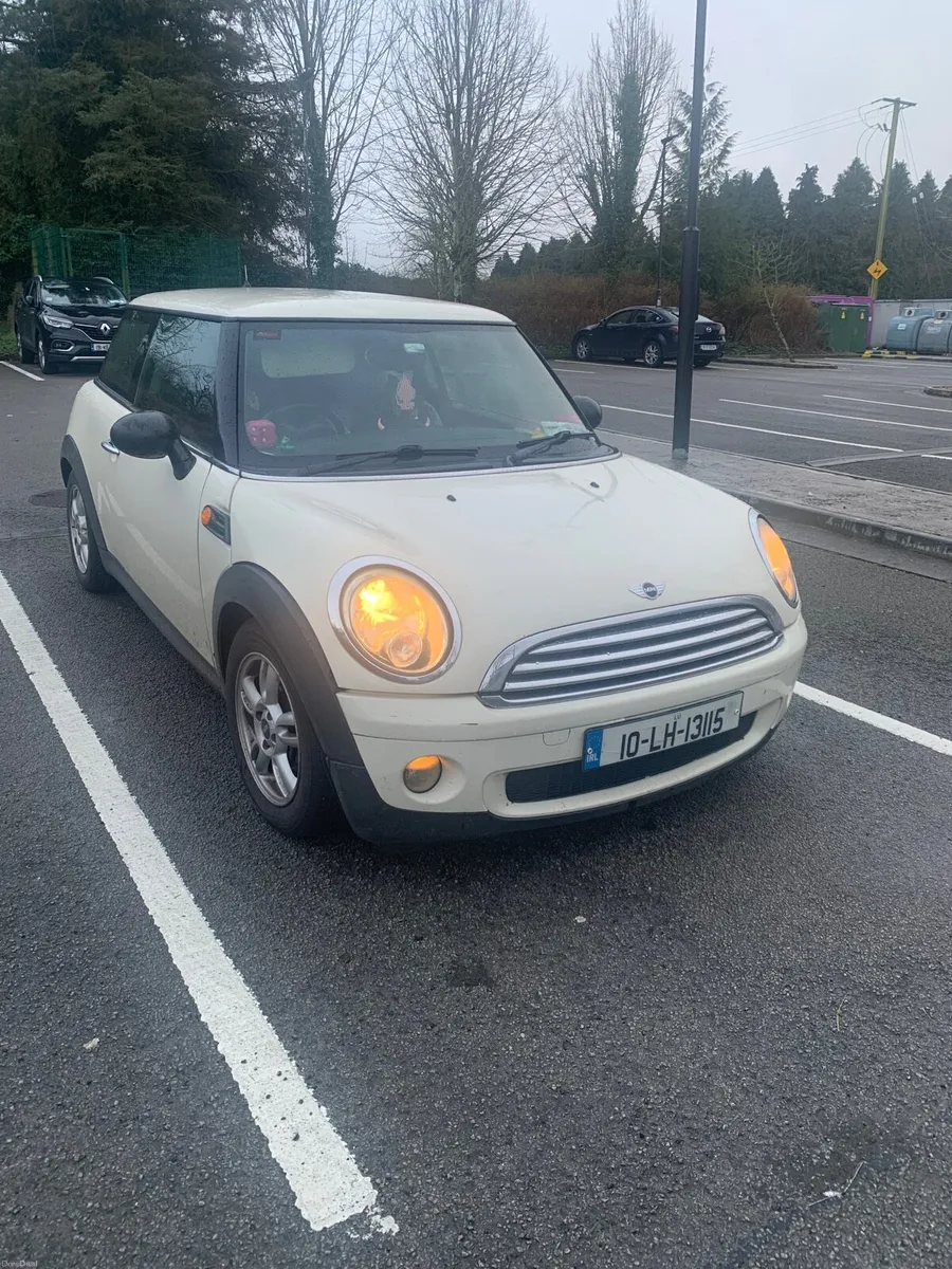 Mini one d 2010 - Image 1