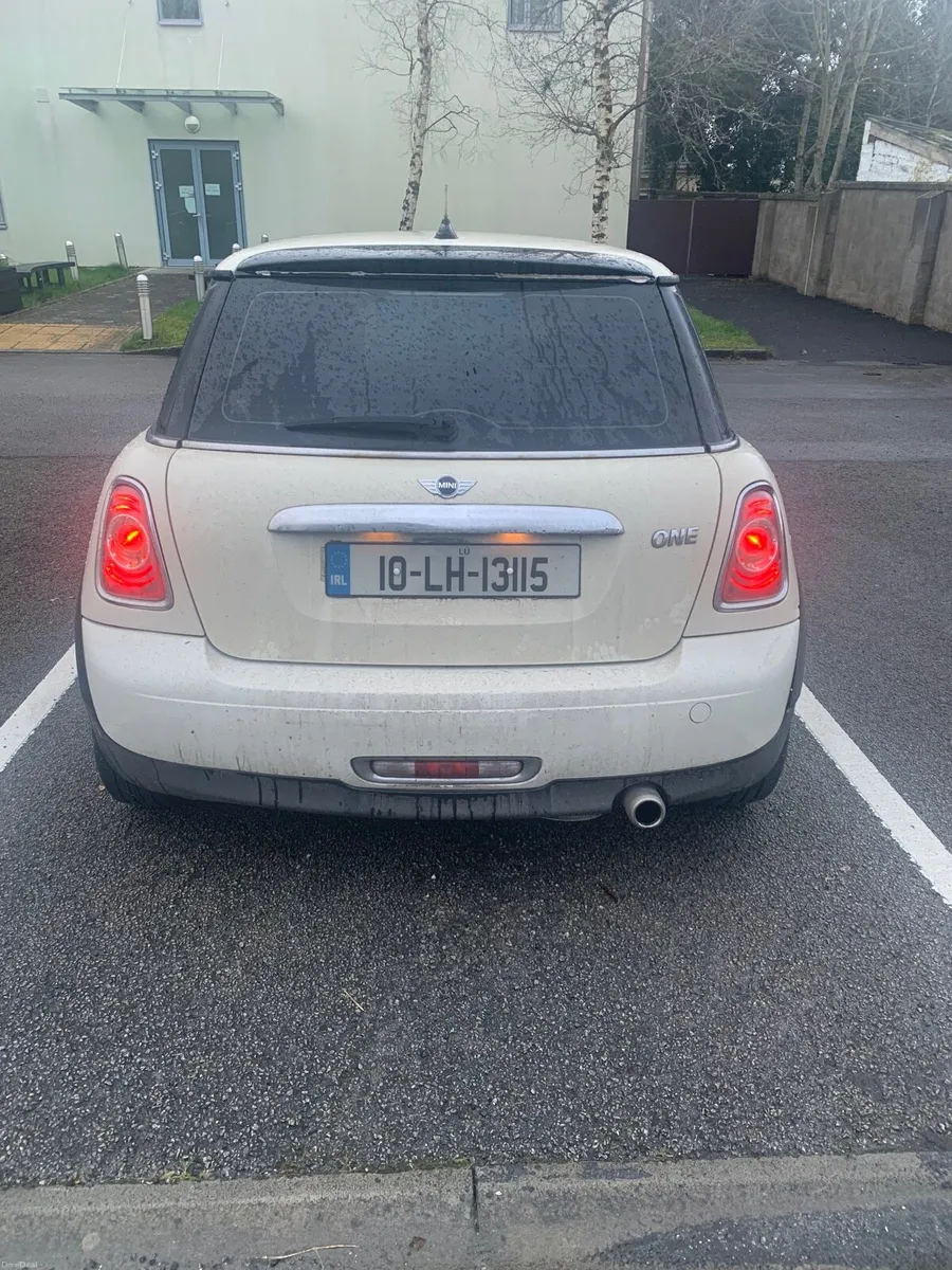 Mini one d 2010 - Image 2