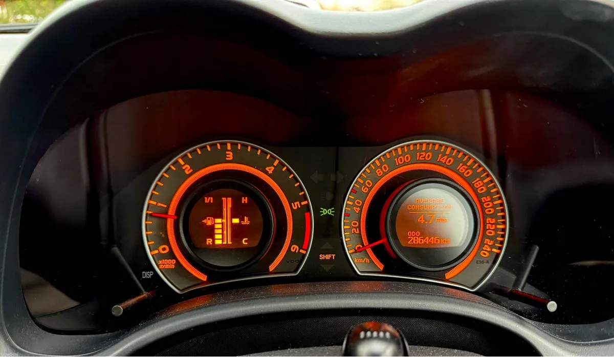 Toyota Corolla 1.4 Diesel Manual 2009 - Fixed Pric - Image 3