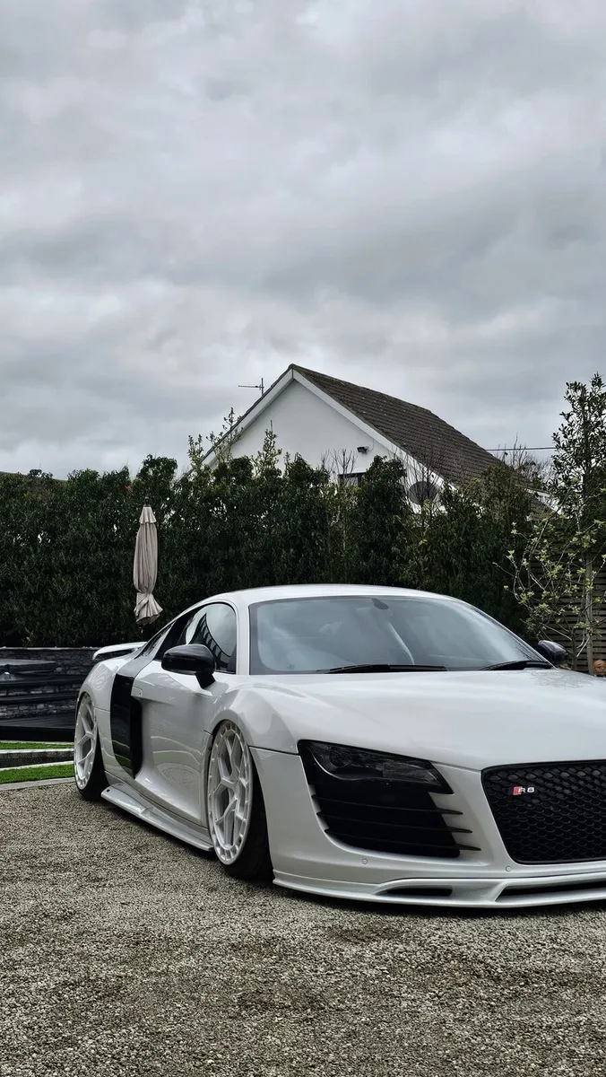 Audi r8 twin supercharged - Image 3