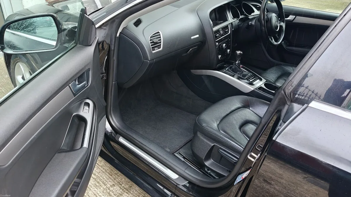 Audi A5 2013 - Image 2