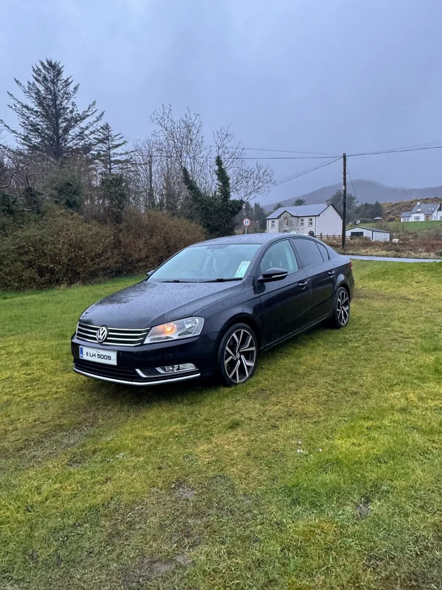 Volkswagen Passat Automatic - Image 2