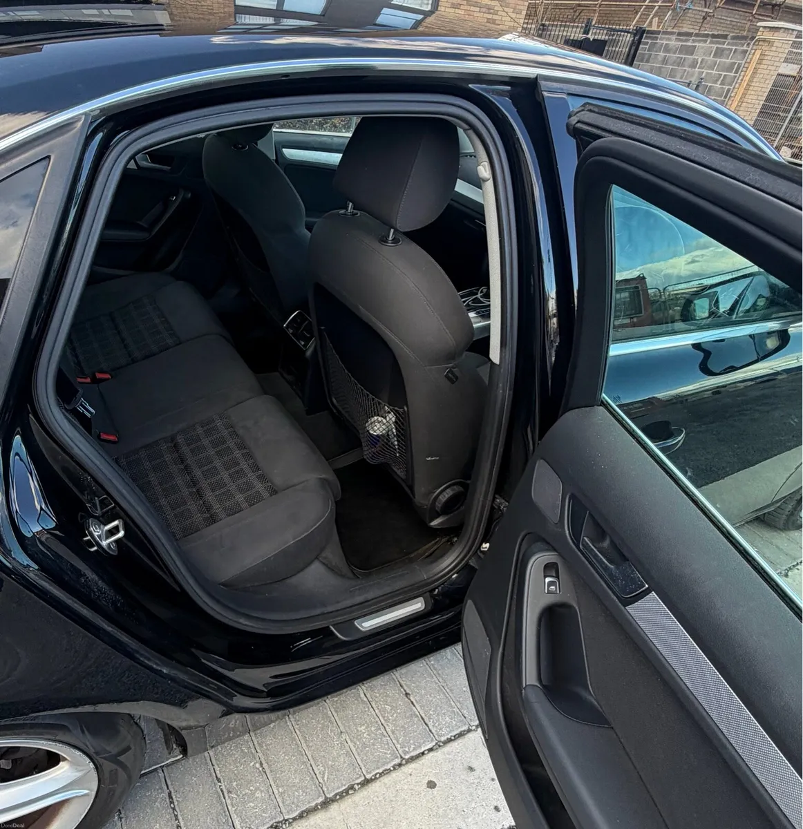 2012 Audi A4 2.0 TDI AUTOMATIC NCT+TAX LOW MILEAGE - Image 4