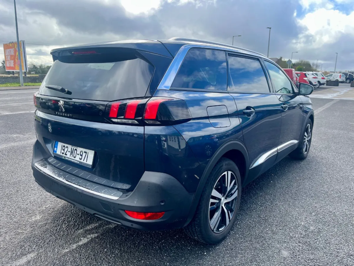 Peugeot 5008 1.5 ALLURE BLUE HDI 130HP S/S 5DR - Image 4