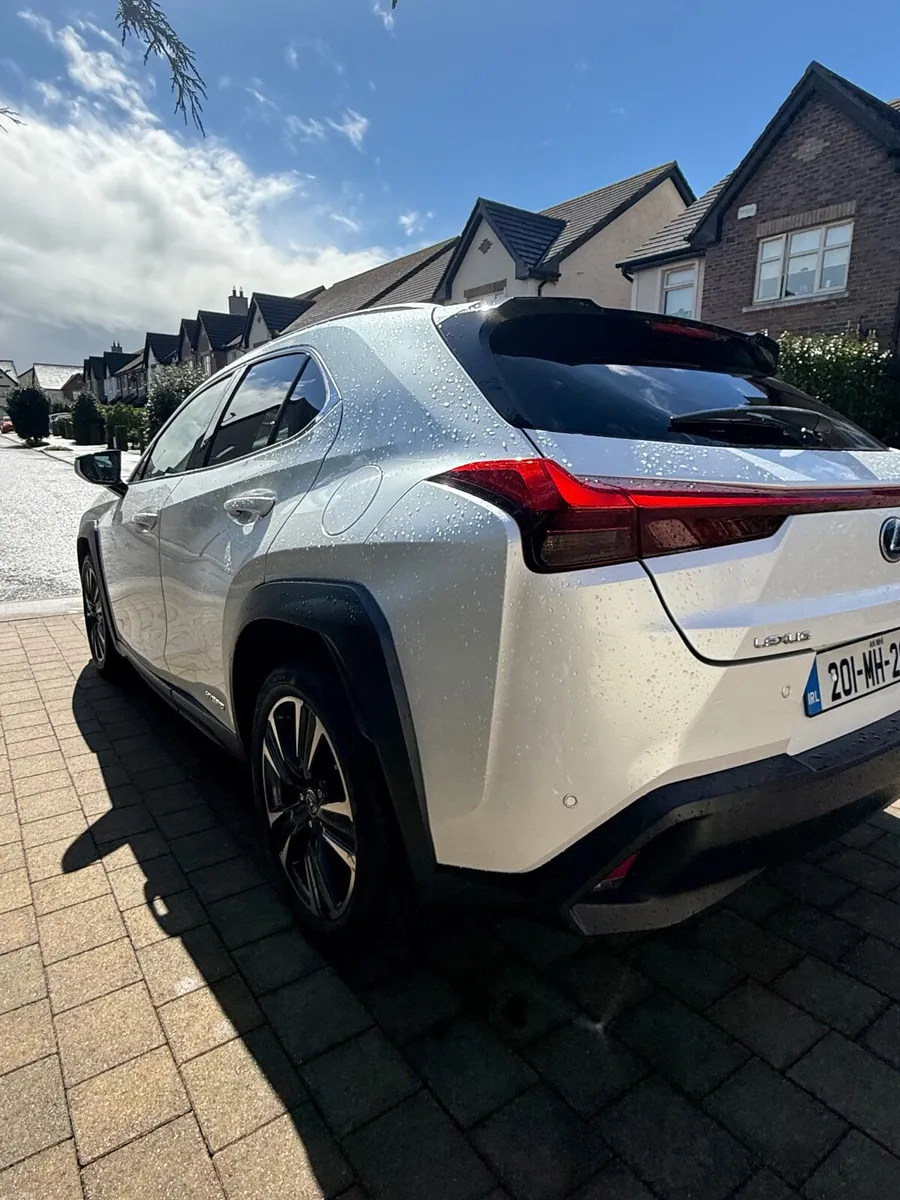 Lexus UX 2020 - Image 3