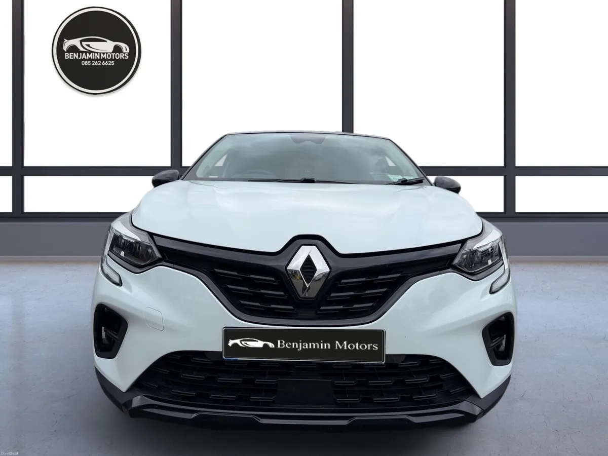 Renault Captur 2022 Limited Edition Low miles - Image 2
