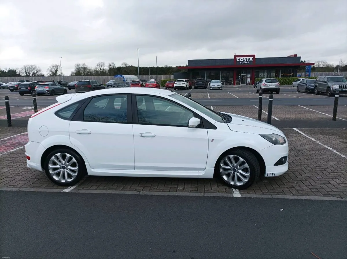 2010 FORD FOCUS ZETEC S - Image 3
