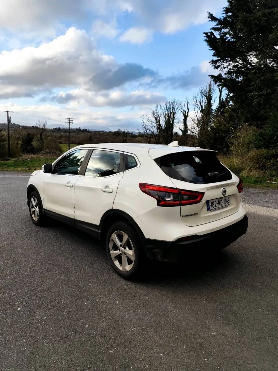 Nissan Qashqai 2018 – Economical, Ready to drive - Image 2