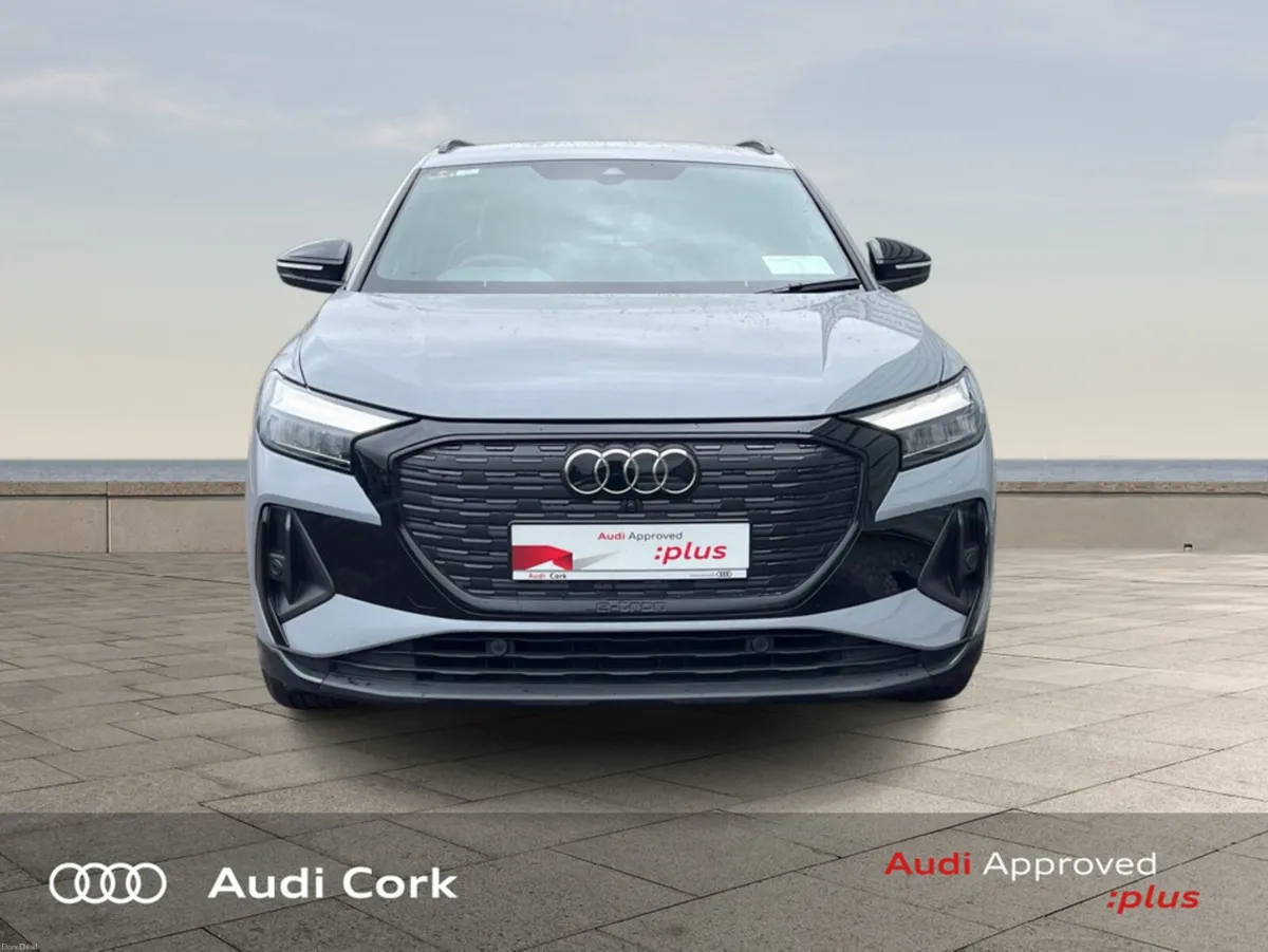 Audi Q4 e-tron E-TRON 40 S-LINE AUTOMATIC BLACK ED - Image 2