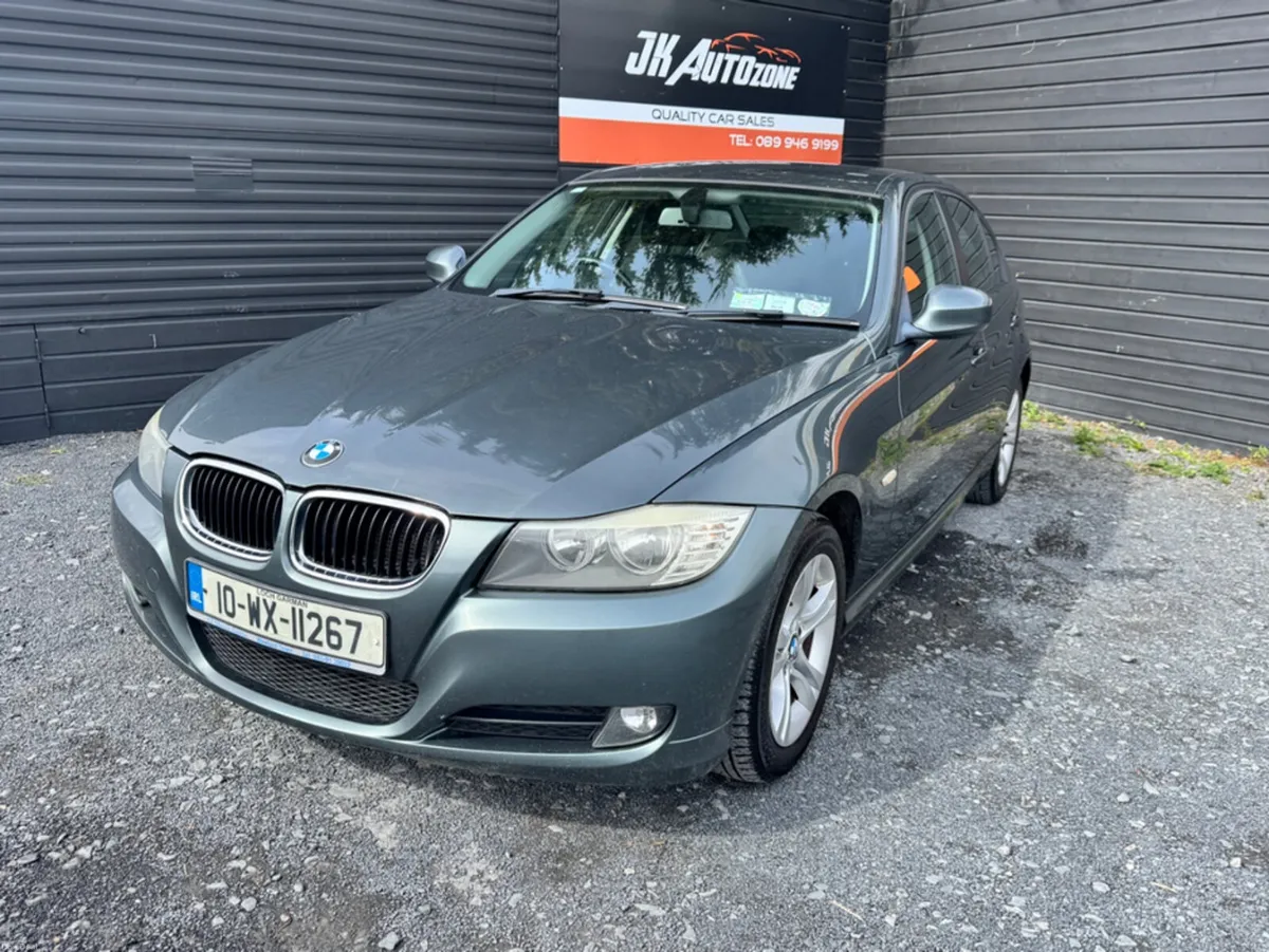 BMW 3-Series E90 D ES 4DR 2.0 - Image 3