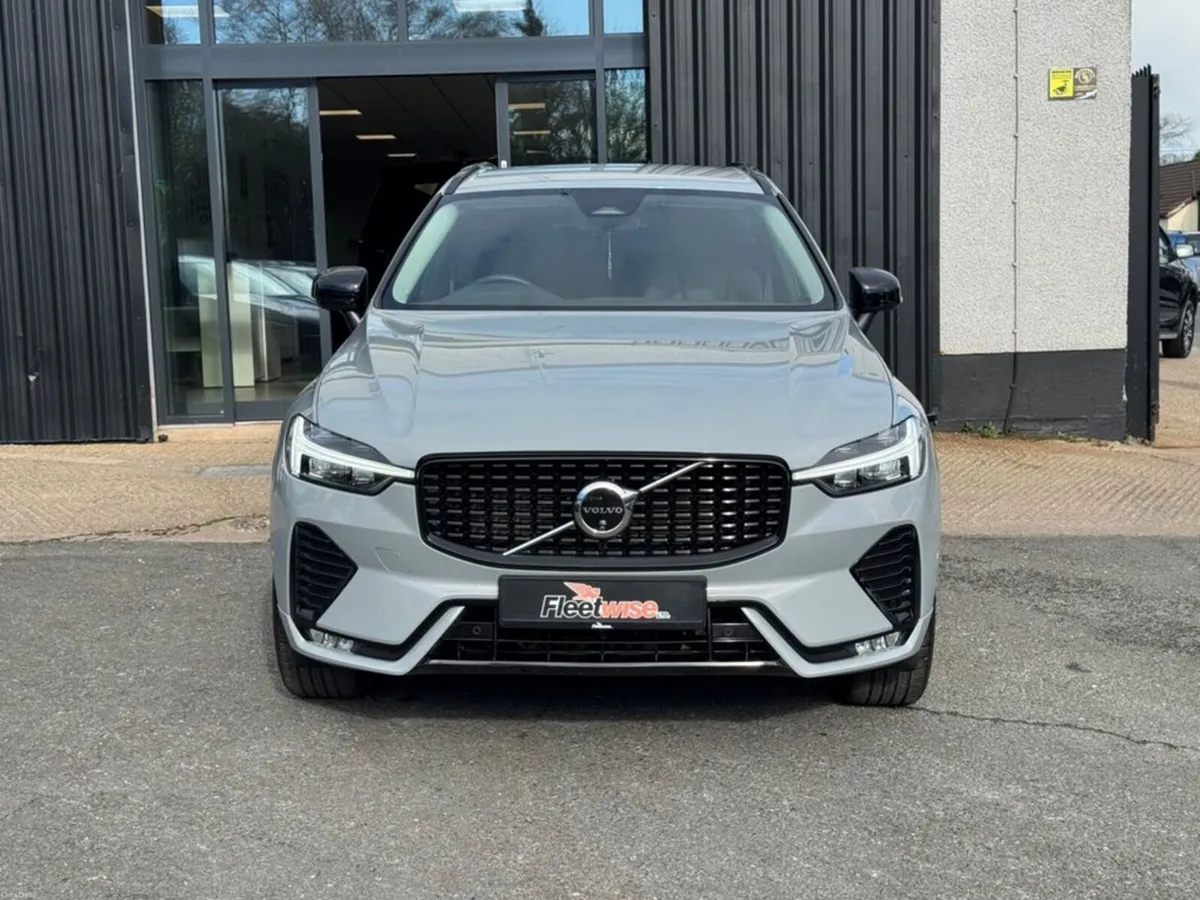 2.0 B5 MHEV Plus SUV 5dr Petrol Hybrid Auto AWD Eu - Image 2