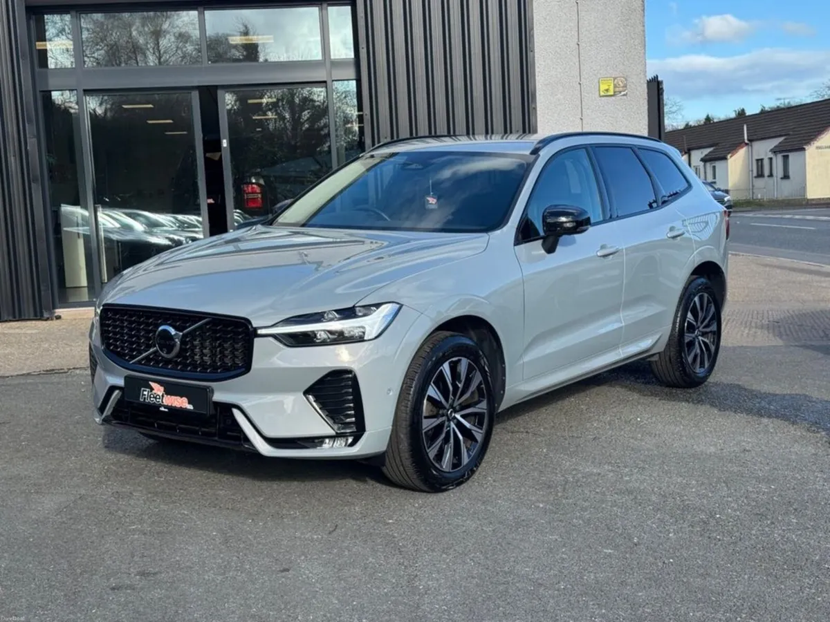 2.0 B5 MHEV Plus SUV 5dr Petrol Hybrid Auto AWD Eu - Image 3