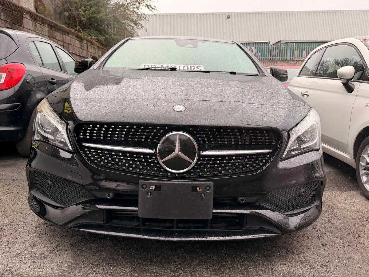 Mercedes- Benz  CLA 2017 (172)1.6 Automatic - Image 2