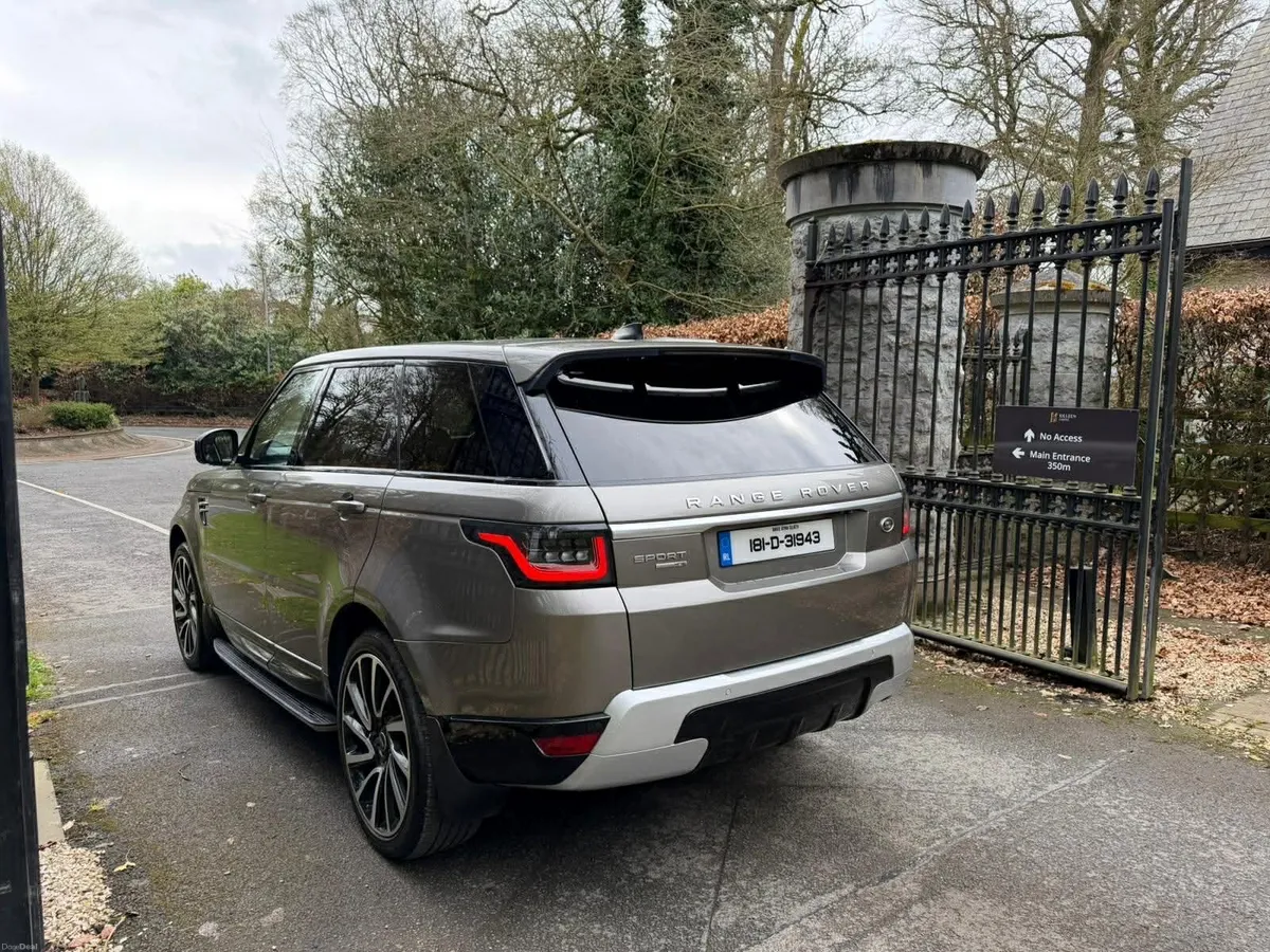 18 Land Rover Range Rover Sport HSE Hi SPEC - Image 3