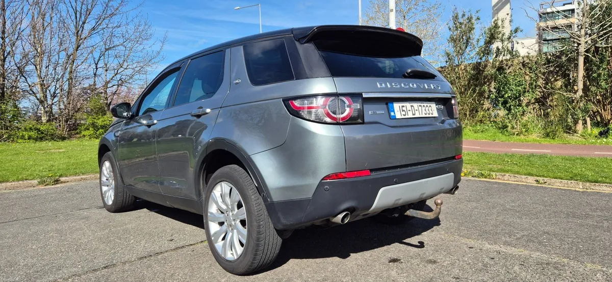 Land Rover Discovery 2015 HSE LUX | 2.2L SD4 7S - Image 5