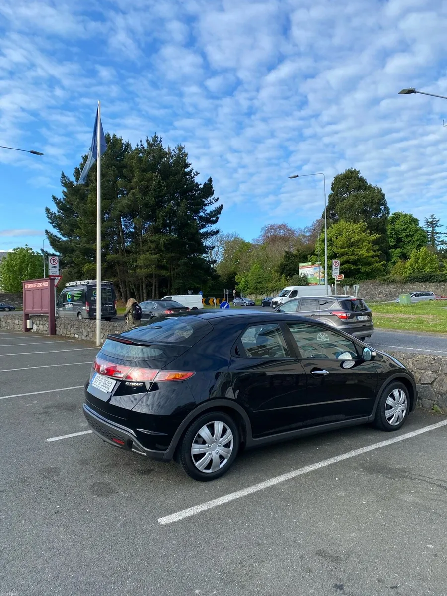 Honda Civic - Image 2