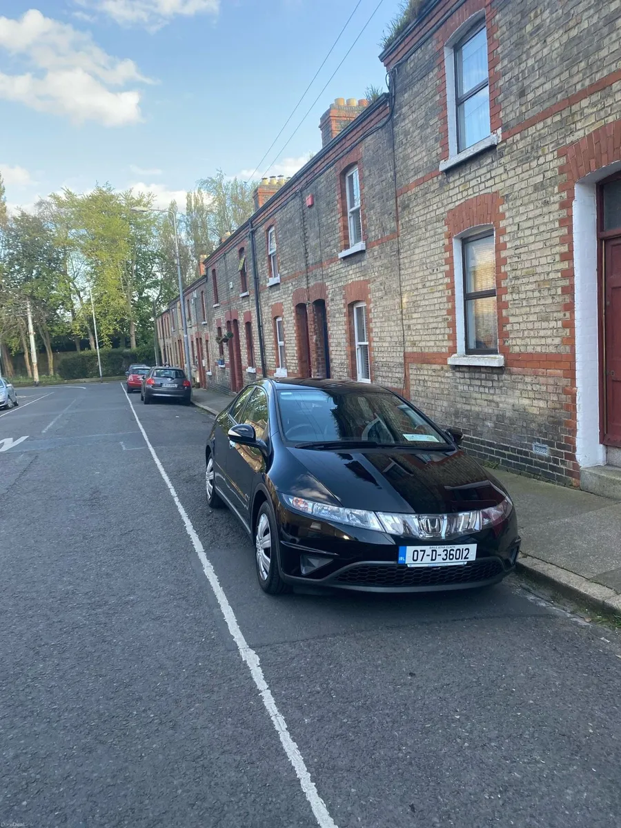 Honda Civic - Image 4