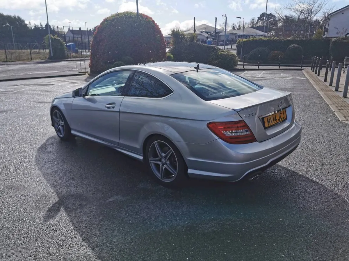 🔥NEW MOT, LOW MILES, C220D AMG PREMIUM PLUS🔥 - Image 2