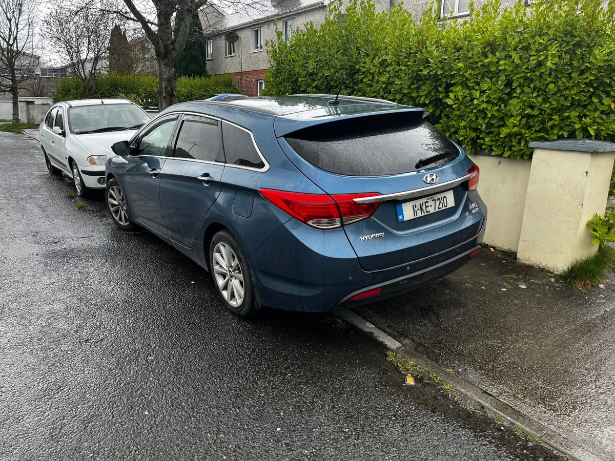 Hyundai i40 2011 (Engine Needs Attention) - Image 2