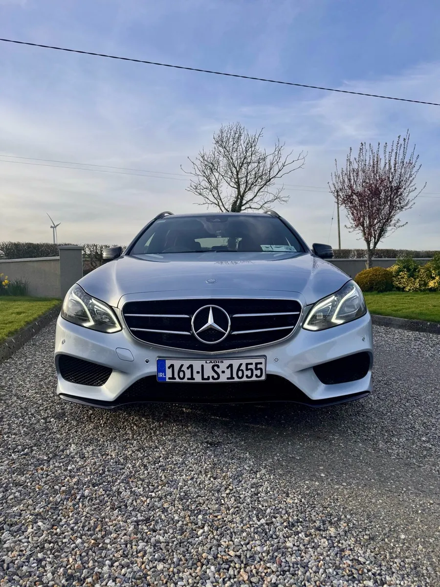 Mercedes E220d AMG - Image 2