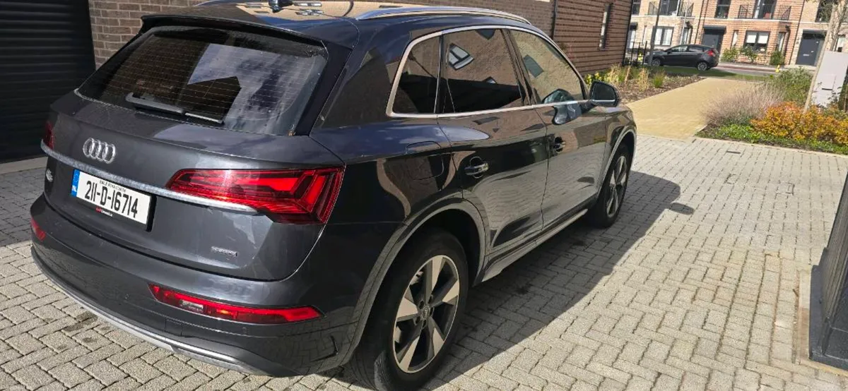 21 Audi Q5 SE 40 TDI quattro 204 PS S tronic - Image 3