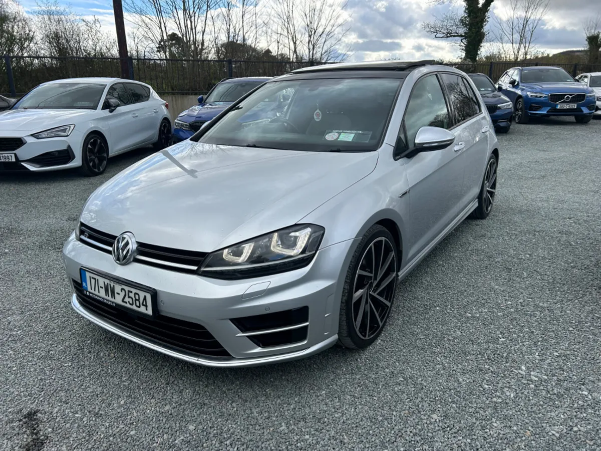 171 VW GOLF R300BHP DSG PANROOF - Image 4