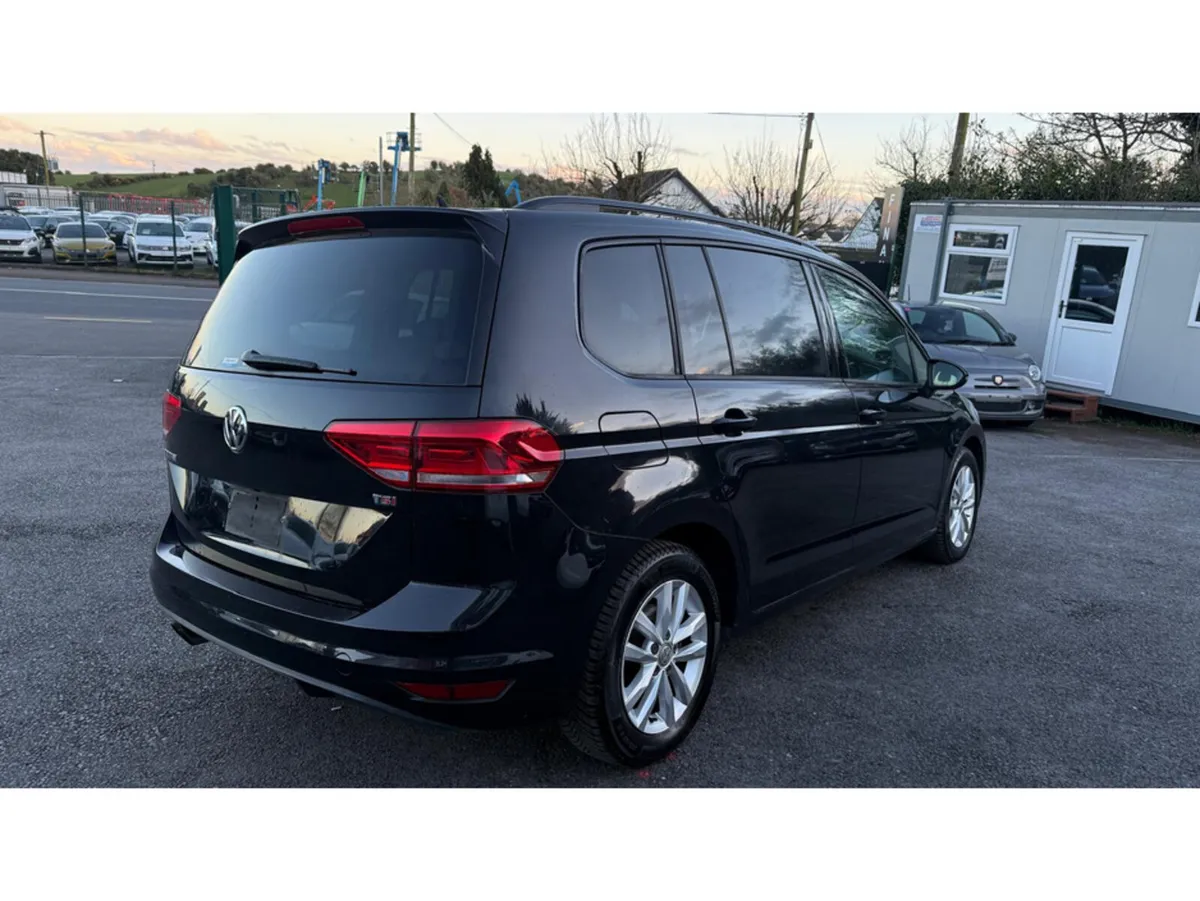 Volkswagen Touran 162 // 1.4 TSI // AUTOMATIC // 7 - Image 4
