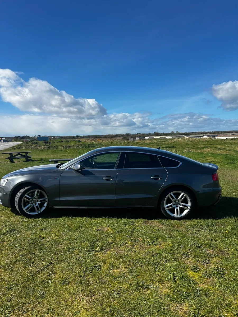 Audi a5 s-line 2.0 TDI - Image 2