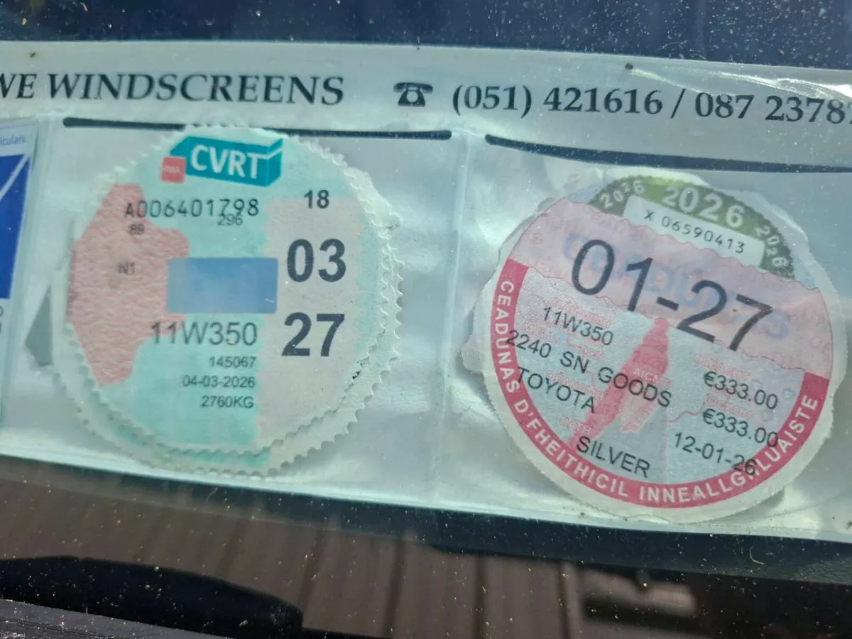 Toyota Hilux 2011 - Image 4