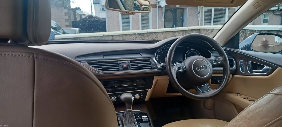 Audi A7 2011 - Image 4