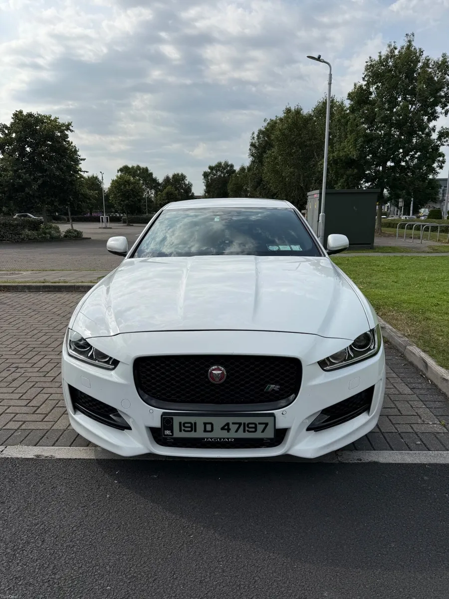 Jaguar XE 2019 - Image 2
