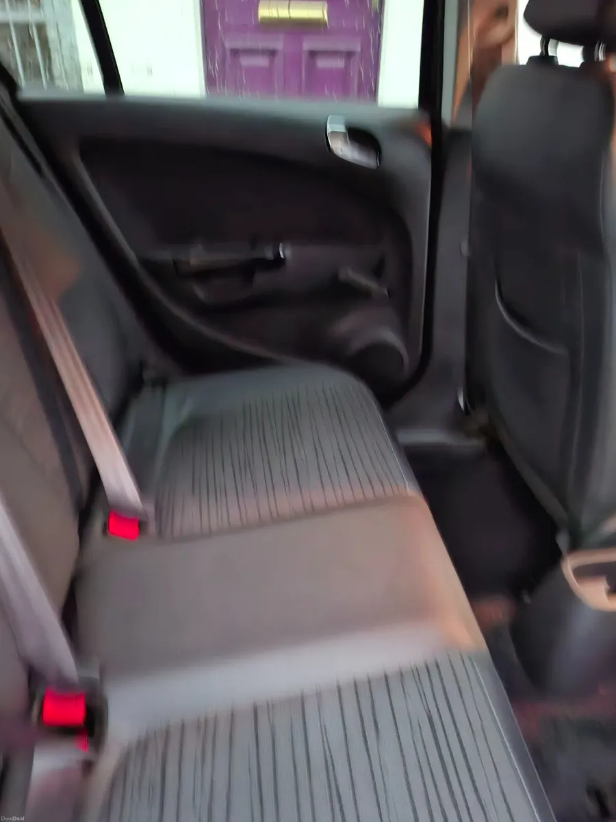 Vauxhall Corsa 2014 - Image 2