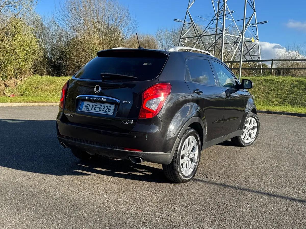 SSANGYONG  KORANDO - Image 2