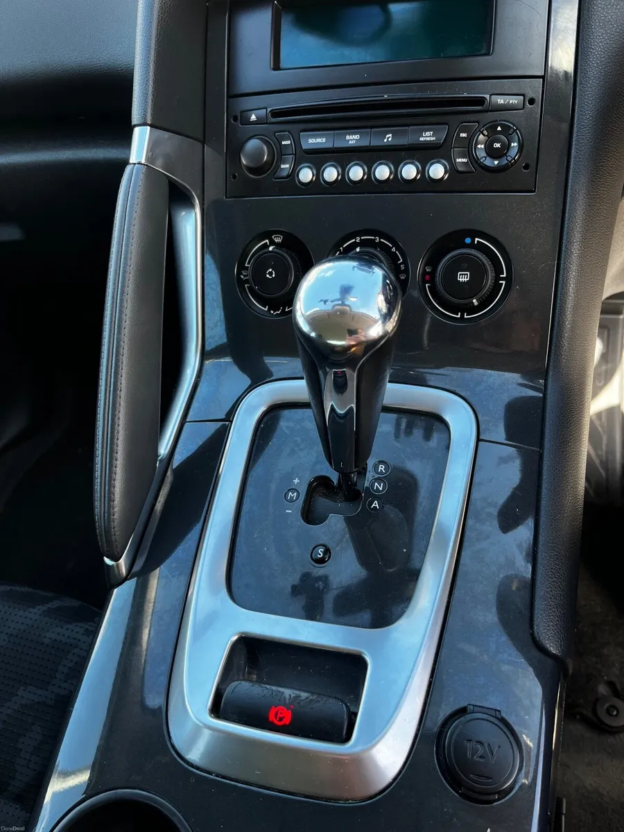 Peugeot 3008 2011 - Image 4