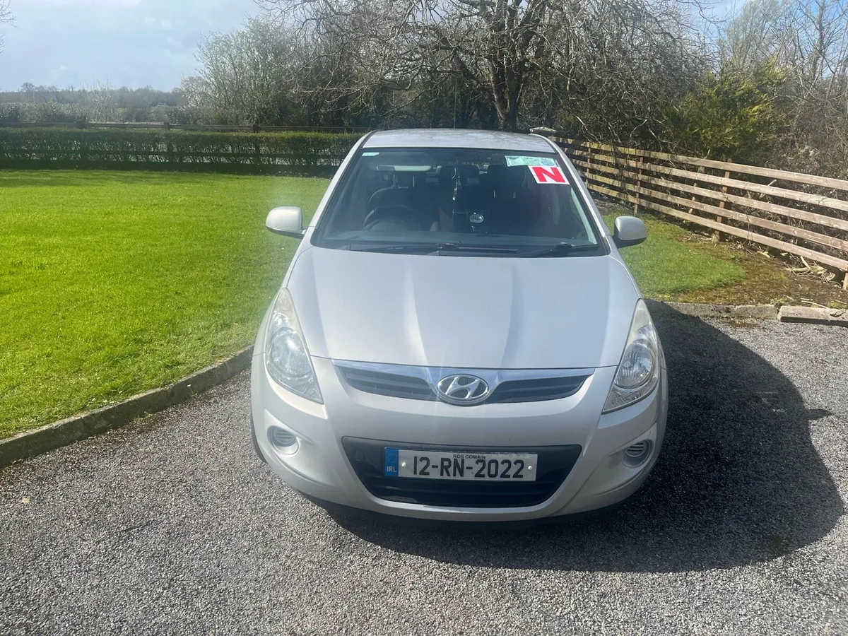 2012 manual Hyundai i20 - Image 1