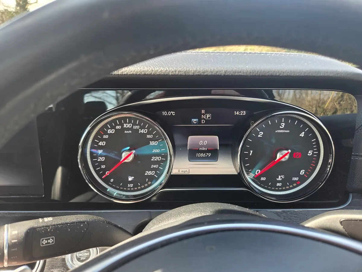 Mercedes-Benz E-Class 2018 - Image 3