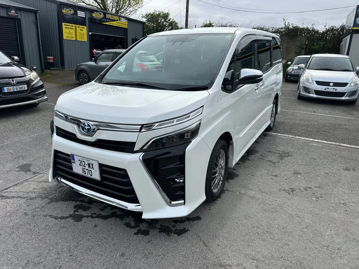 2021 Toyota Voxy 1.8L Automatic Hybrid Low Miles - Image 2