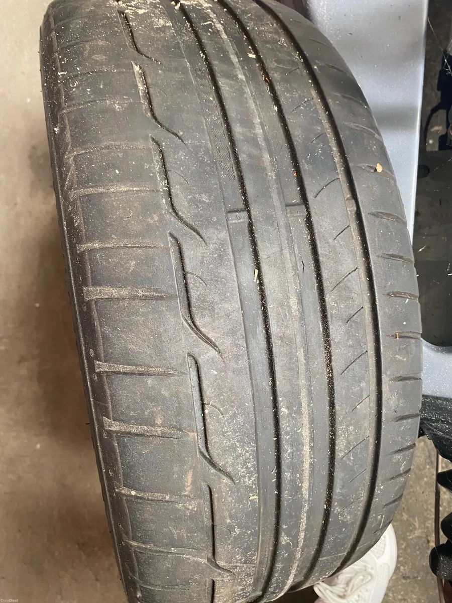 Toyota Corolla 2019 - Image 2