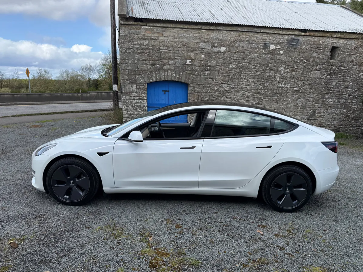 2022 Tesla Model 3 Long Range AWD Dual Motor - Image 6