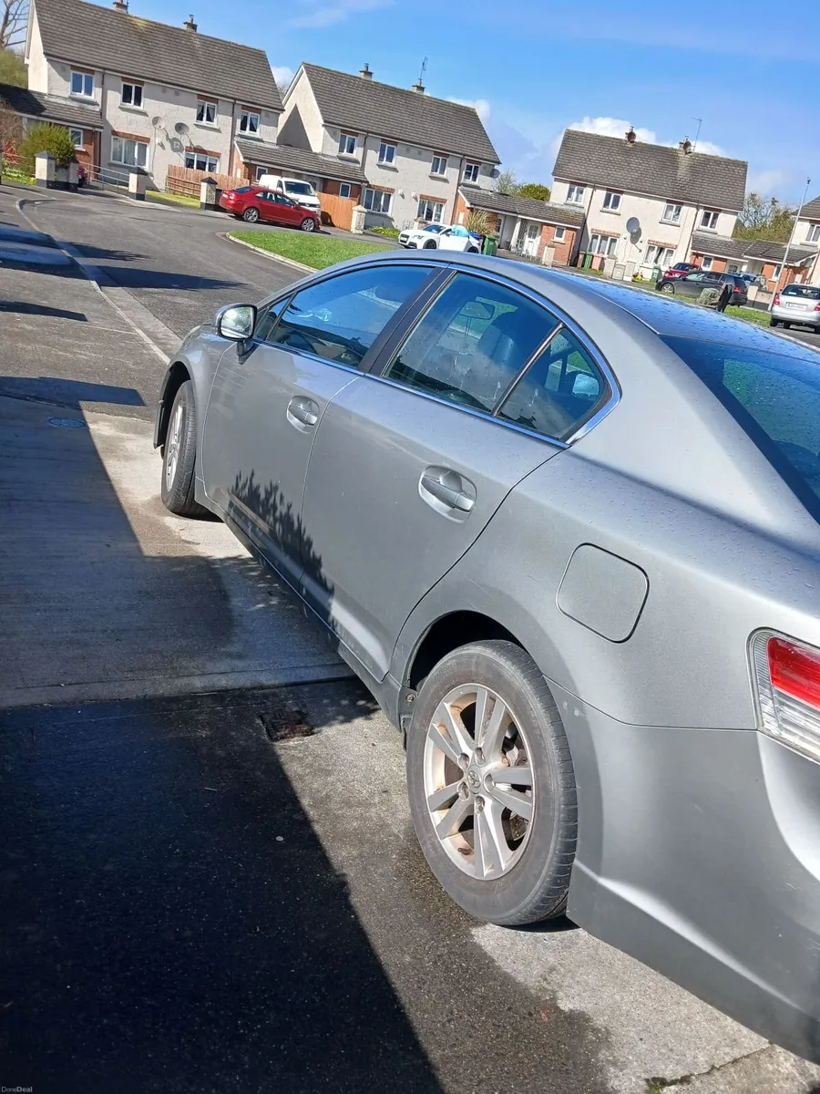 Toyota Avensis 2010 price in ad - Image 2