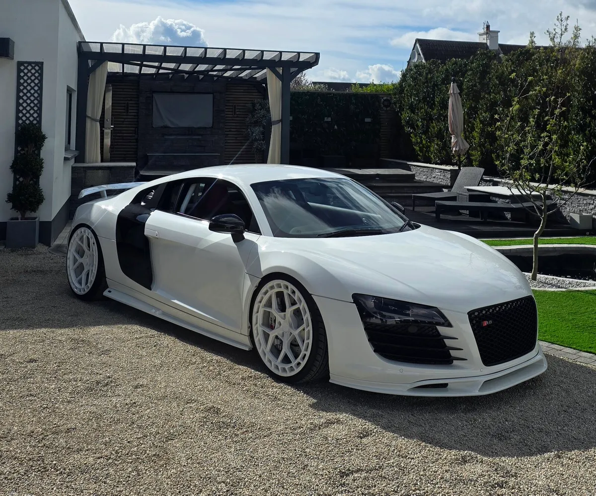 Audi r8 twin supercharged - Image 1